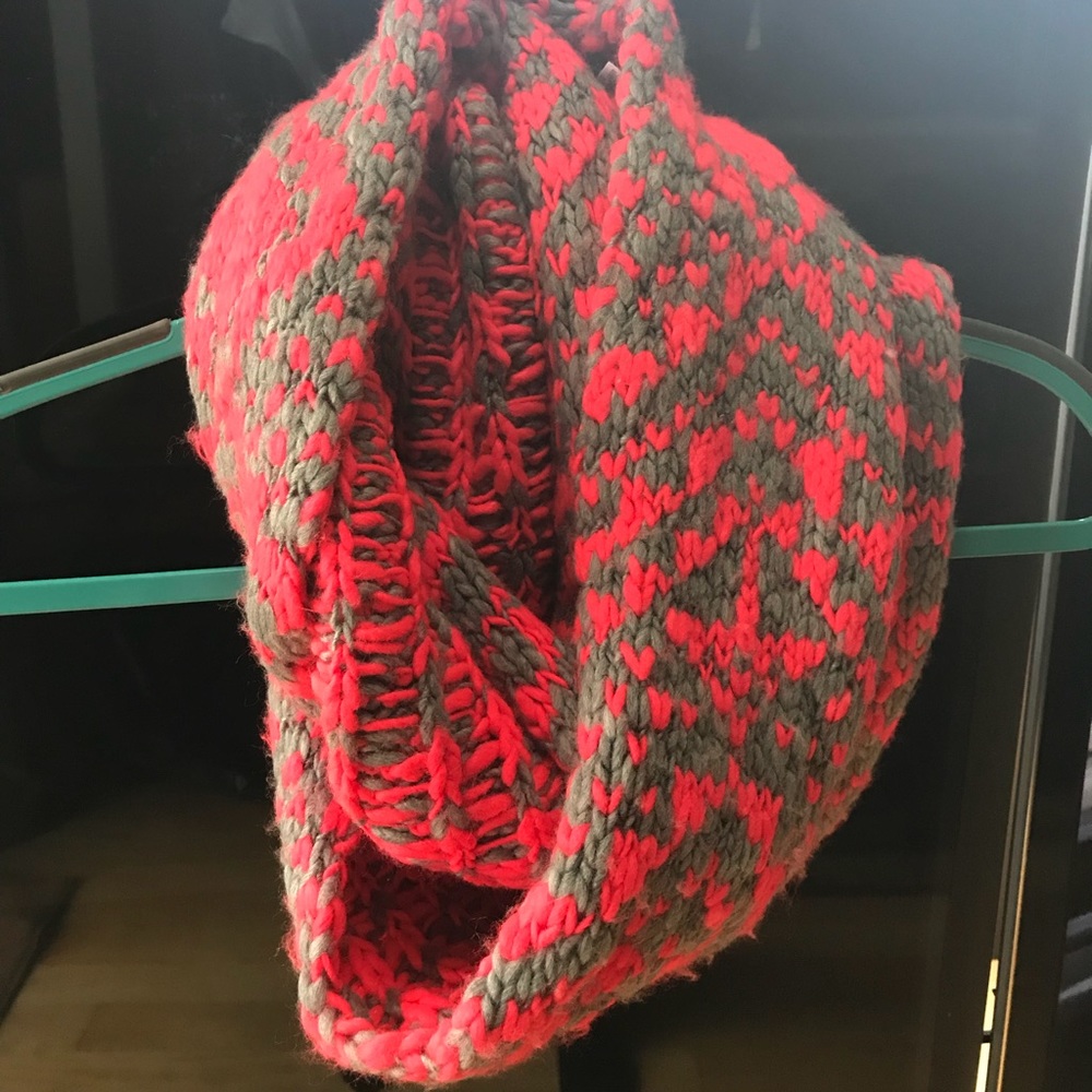 AE sweater scarf